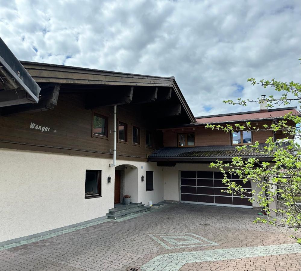 Апартаменты Haus Wenger Mountain View & Swimming Pool Капрун Экстерьер фото