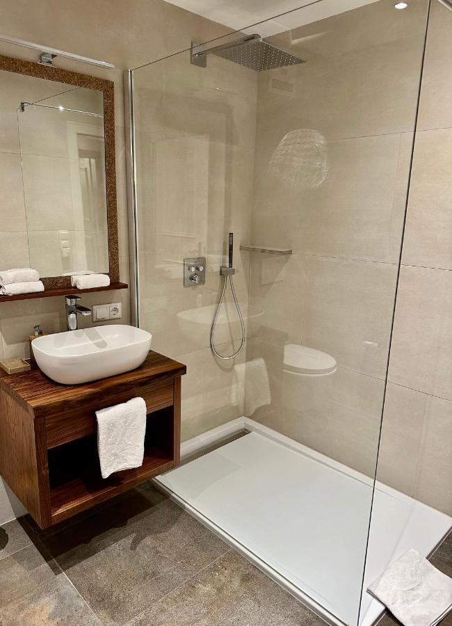 Апартаменты Haus Wenger Mountain View & Swimming Pool Капрун Экстерьер фото